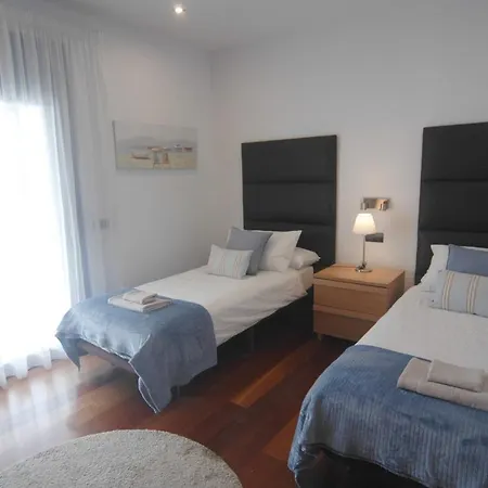 Luna - Stunning 5 Bedroom With Ac וילה