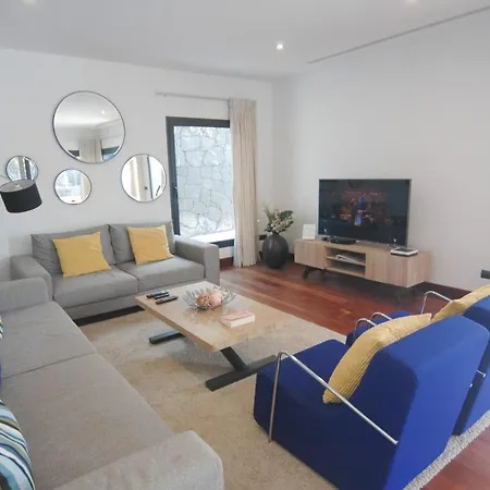 Luna - Stunning 5 Bedroom With Ac וילה