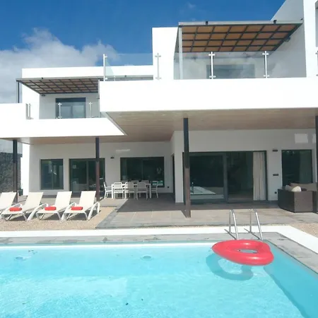 וילה Luna - Stunning 5 Bedroom With Ac פוארטו קאלרו