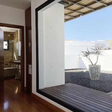 Villa Luna - Stunning 5 Bedroom With Ac *